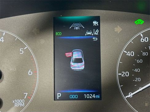 Certified 2025 Toyota Corolla LE image 33