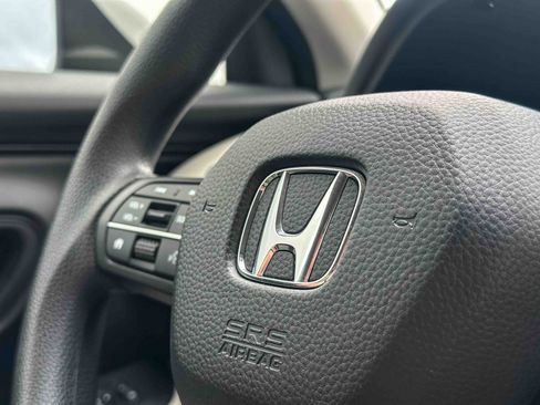 Used 2025 Honda HR-V LX image 30