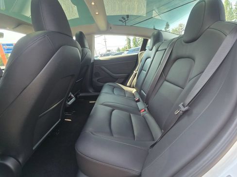 Used 2023 Tesla Model 3 Standard Range RWD image 15