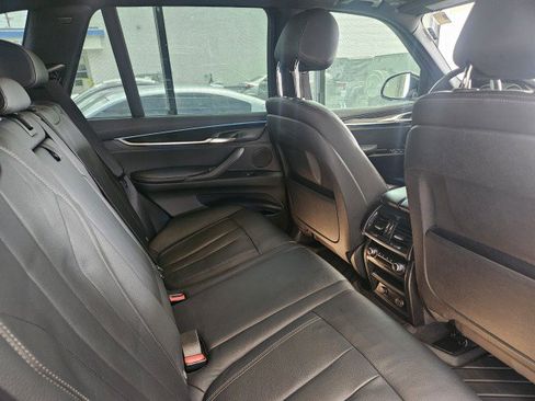 Used 2018 BMW X5 xDrive35i w/ M Sport Package AWD/4WD image 14