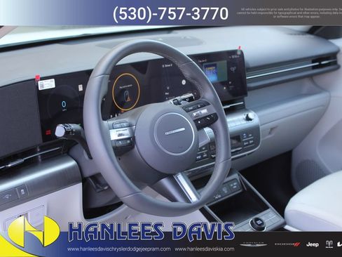 Used 2024 Hyundai Kona SEL FWD image 11
