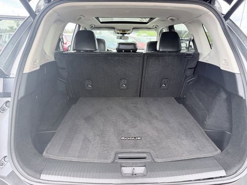 Certified 2023 Nissan Rogue SV w/ SV Premium Package AWD/4WD image 22