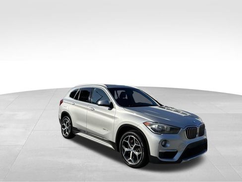 Used 2018 BMW X1 xDrive28i AWD/4WD image 8