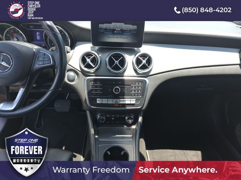 Used 2020 Mercedes-Benz GLA 250 image 24