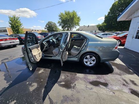 Used 2009 Ford Fusion SE FWD image 23