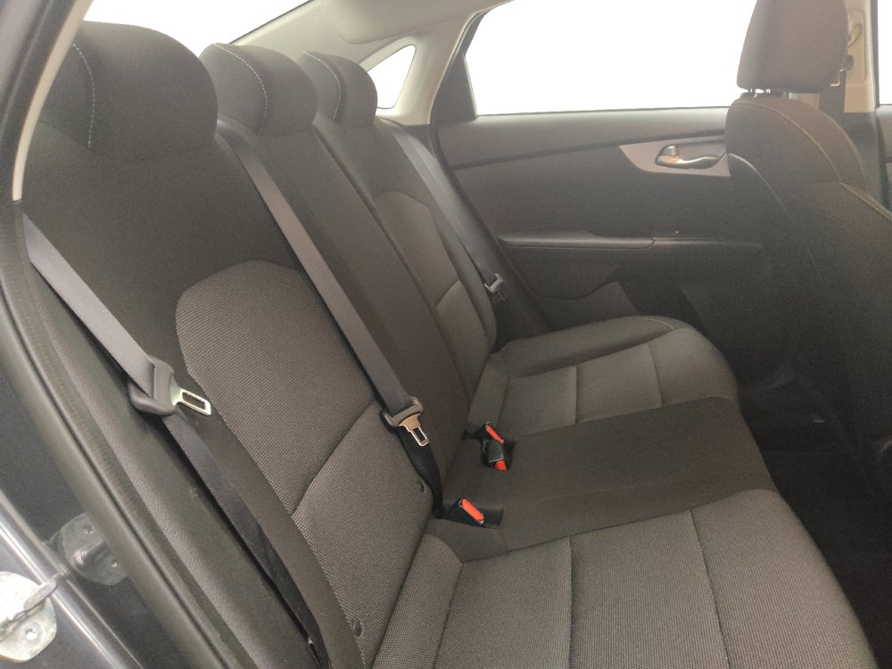 Used 2023 Kia Forte LXS w/ LXS Technology Package FWD image 19