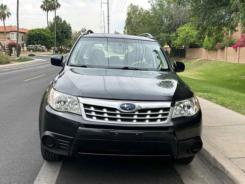 Used 2013 Subaru Forester 2.5X AWD/4WD image 3
