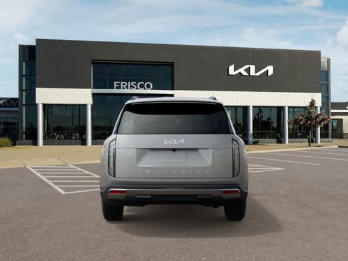 New 2027 Kia Telluride S image 5