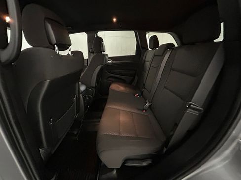 Used 2021 Jeep Grand Cherokee Laredo RWD image 19