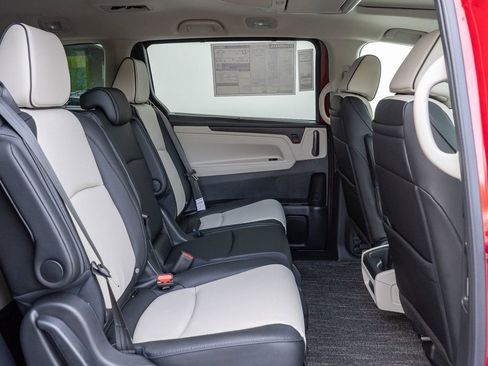New 2026 Honda Odyssey Elite image 14