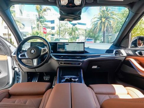 Used 2024 BMW X5 sDrive40i w/ M Sport Package RWD image 78