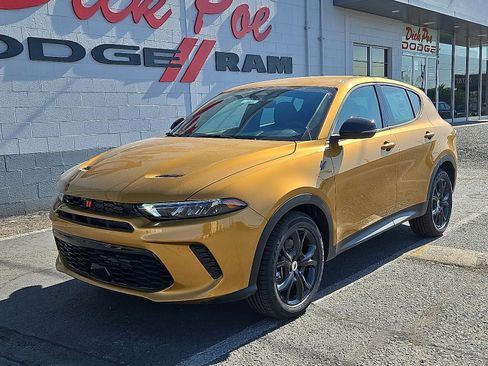 New 2025 Dodge Hornet GT w/ GT Blacktop Package image 1