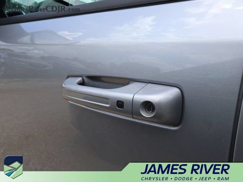 Used 2023 RAM 1500 Laramie AWD/4WD image 24