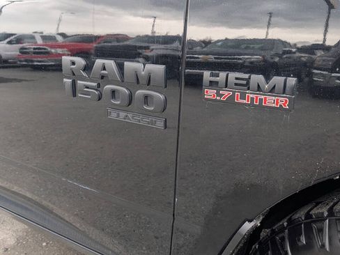 Used 2019 RAM 1500 Express w/ Wheel & Sound Group AWD/4WD image 5