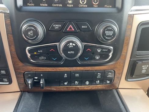 Used 2016 RAM 1500 Laramie Longhorn w/ Convenience Group AWD/4WD image 16