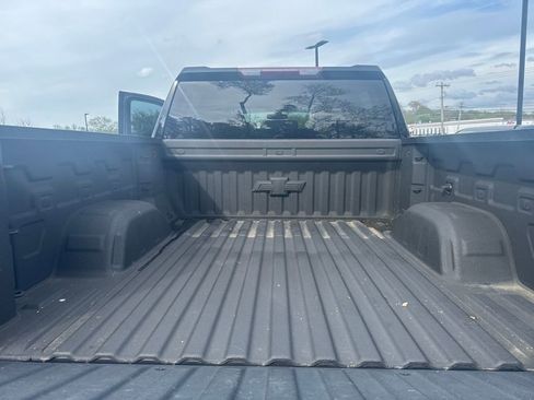 Used 2022 Chevrolet Silverado 1500 RST w/ Rally Edition AWD/4WD image 21