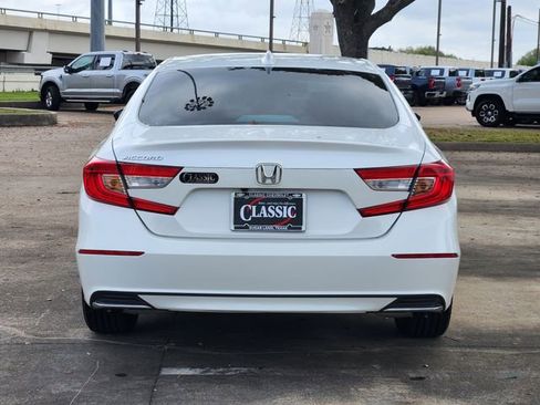 Used 2022 Honda Accord LX image 6