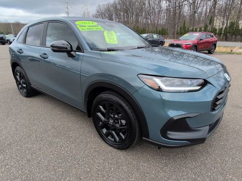 Used 2024 Honda HR-V Sport image 9
