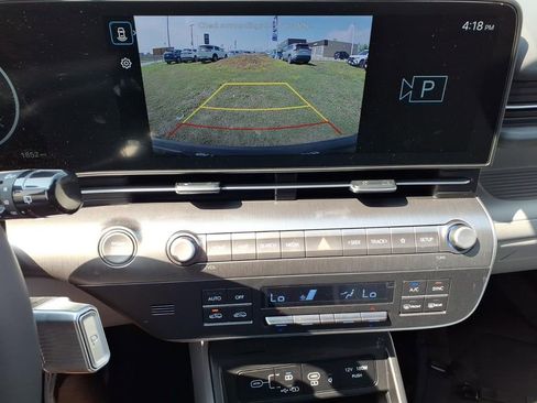 Used 2025 Hyundai Kona SEL FWD image 15