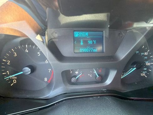 Used 2018 Ford Transit 250 148 Medium Roof RWD image 17