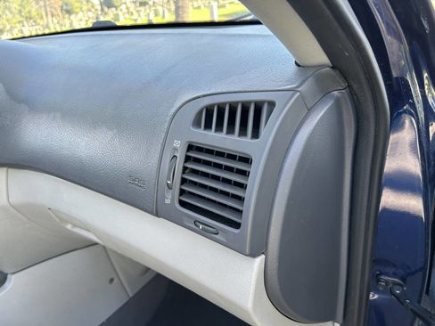 Used 2009 Kia Spectra EX image 27