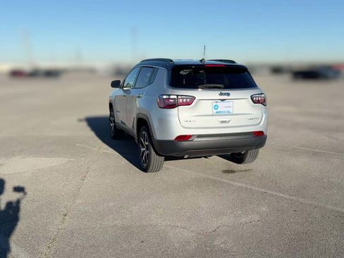 New 2026 Jeep Compass Limited image 9