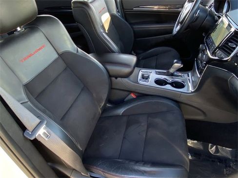 Used 2021 Jeep Grand Cherokee Trailhawk image 19