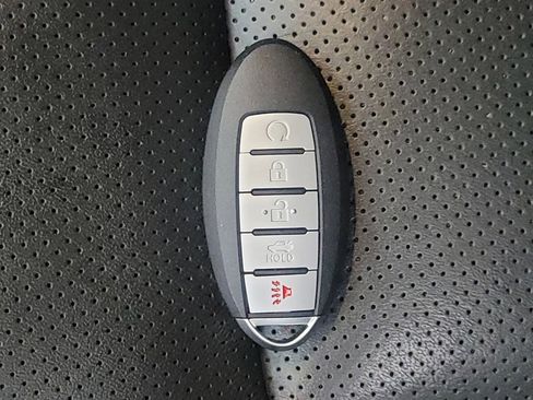 Used 2021 INFINITI QX50 Sensory AWD/4WD image 32