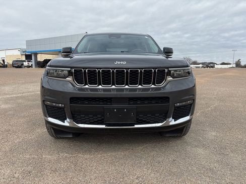 Used 2023 Jeep Grand Cherokee L Limited image 15