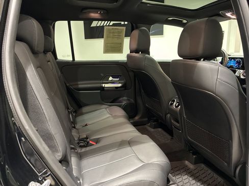 Used 2023 Mercedes-Benz GLB 250 4MATIC image 20