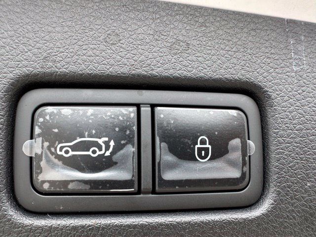 Used 2026 Genesis GV70 2.5T Advanced AWD/4WD image 13