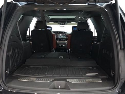 Used 2023 GMC Yukon Denali Ultimate image 35