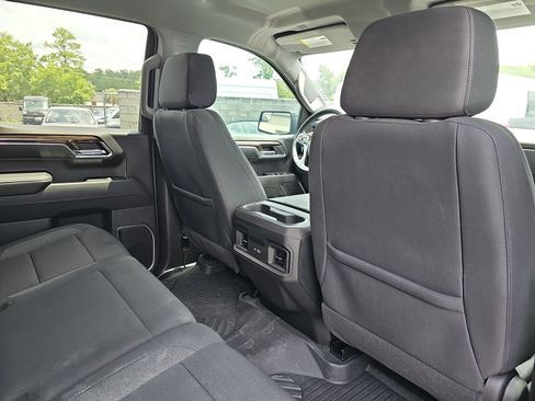 Used 2024 Chevrolet Silverado 1500 RST w/ Z71 Off-Road Package AWD/4WD image 11