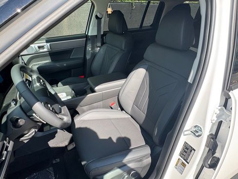 Certified 2026 Hyundai Santa Fe SEL image 22