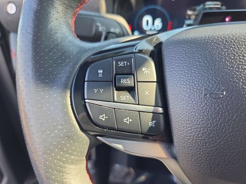 Used 2025 Ford Explorer ST AWD/4WD image 34