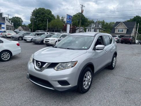 Used 2014 Nissan Rogue S AWD/4WD image 2