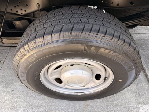 Used 2013 Ford F250 XL RWD image 11