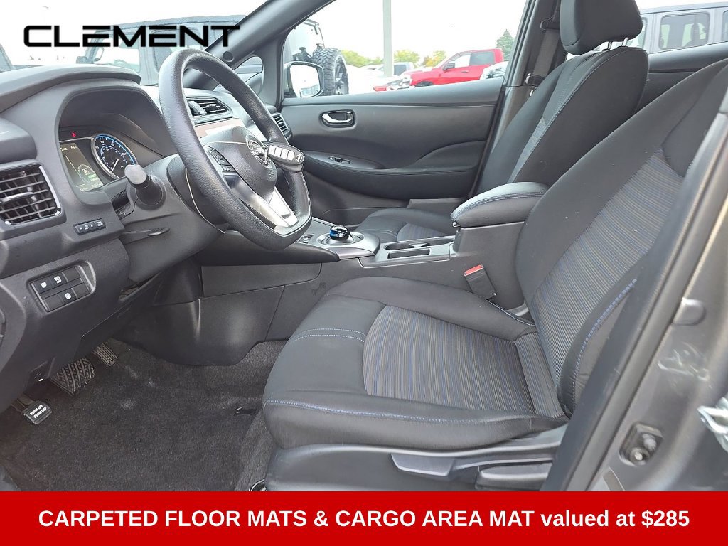 Used 2025 Nissan Leaf S FWD image 4