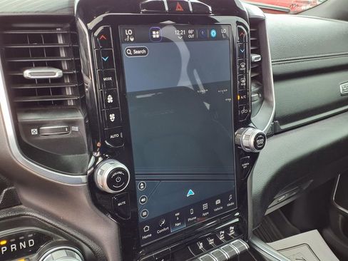 Used 2023 RAM 1500 Laramie image 10