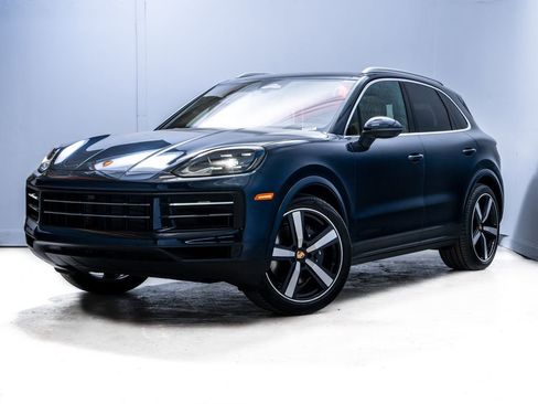 New 2026 Porsche Cayenne image 1