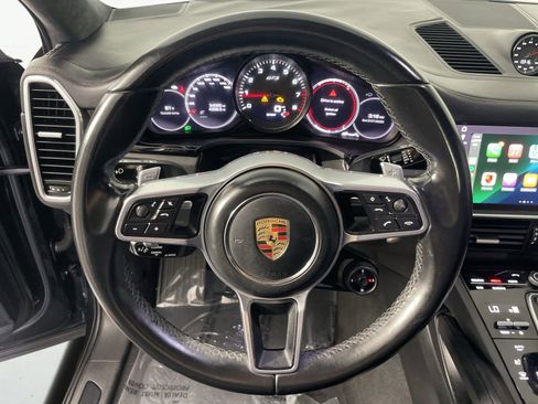 Used 2021 Porsche Cayenne GTS image 14