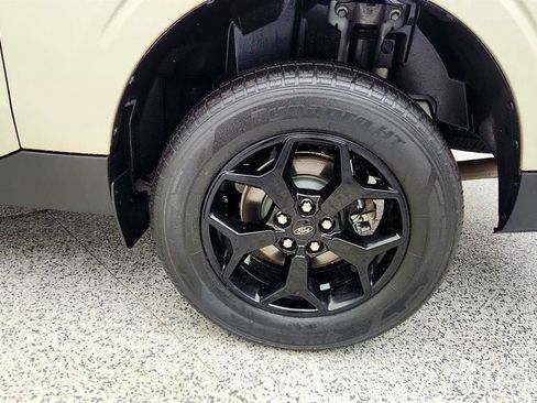 Used 2024 Ford Maverick XLT w/ Equipment Group 300A Standard image 9