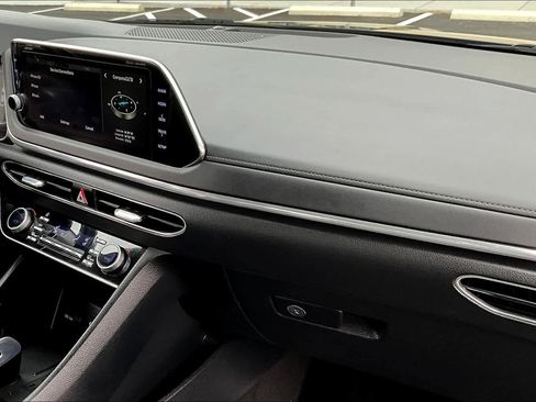 Used 2020 Hyundai Sonata Limited w/ Cargo Package FWD image 19