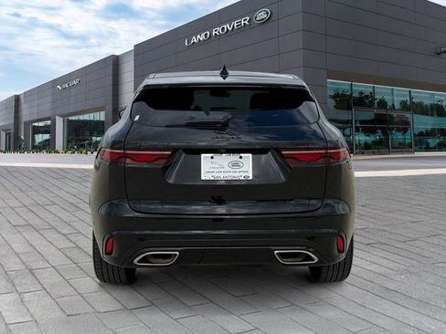 New 2025 Jaguar F-PACE R-Dynamic S AWD/4WD image 4