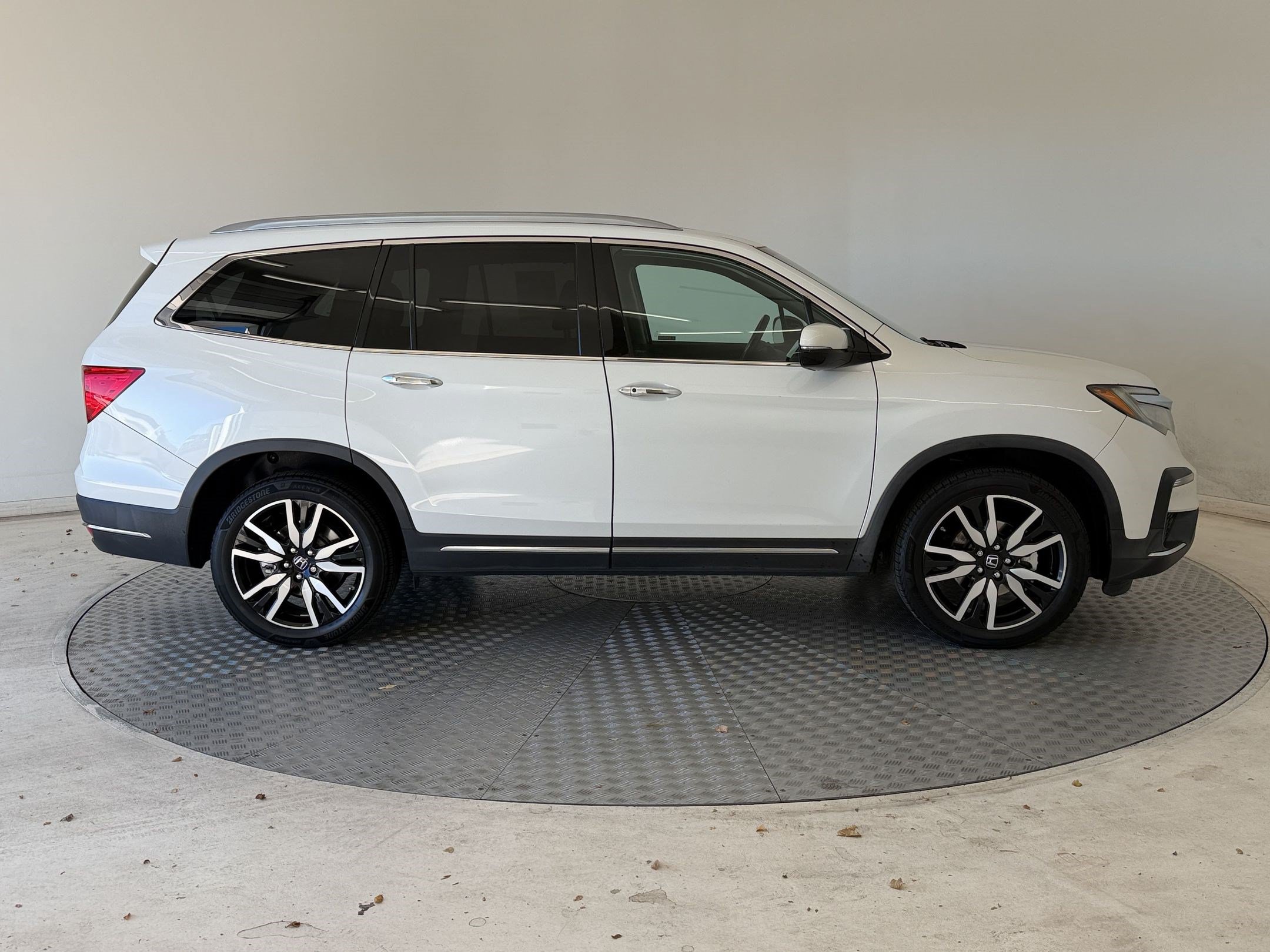 Used 2020 Honda Pilot Elite image 8