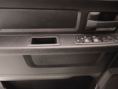 Used 2024 RAM 3500 Tradesman w/ Chrome Appearance Group image 13