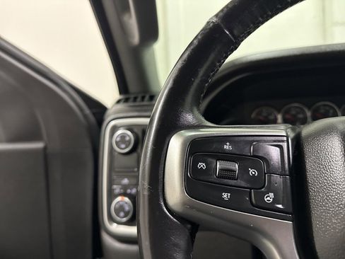 Used 2019 Chevrolet Silverado 1500 LT w/ All-Star Edition image 38