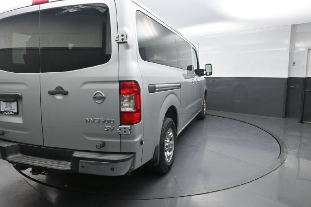 Used 2017 Nissan NV 3500 SV w/ SV Technology Package RWD image 10