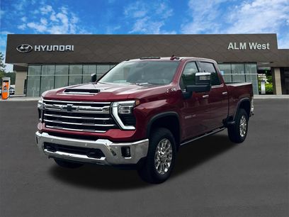 Used 2025 Chevrolet Silverado 2500 LTZ w/ LTZ Premium Package