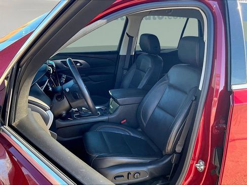 Used 2020 Chevrolet Traverse Premier w/ LPO, Black Accent Package image 20